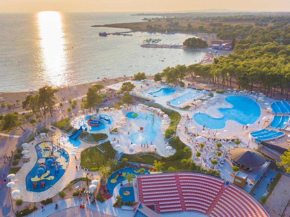 Zaton Holiday Resort Mobile Homes نين المظهر الخارجي الصورة