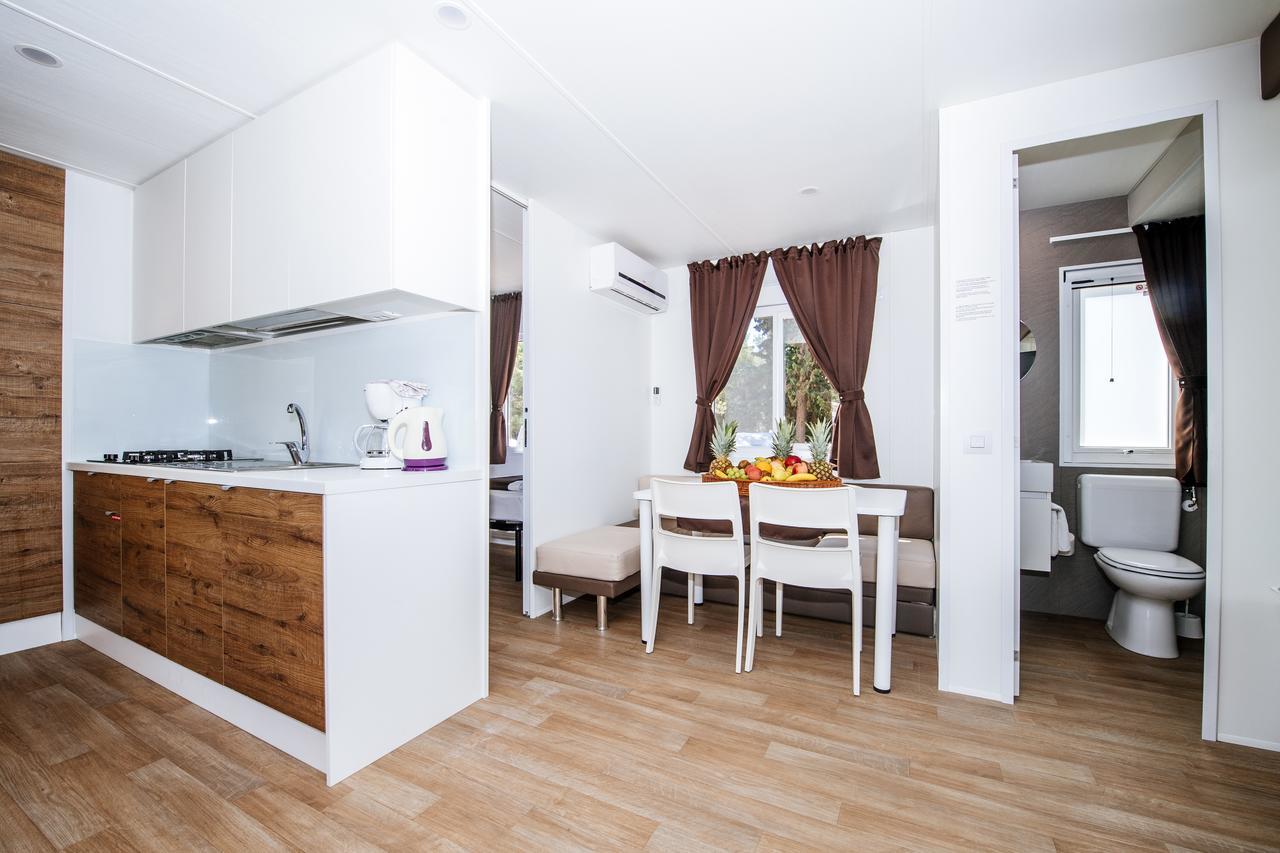 Zaton Holiday Resort Mobile Homes نين المظهر الخارجي الصورة